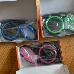 Pet retractable dog leash up to 110lbs